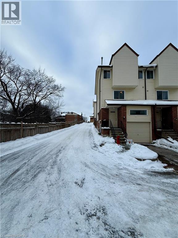 1085 Queens Boulevard Unit# 6, Kitchener, Ontario  N2M 1B9 - Photo 2 - 40785809