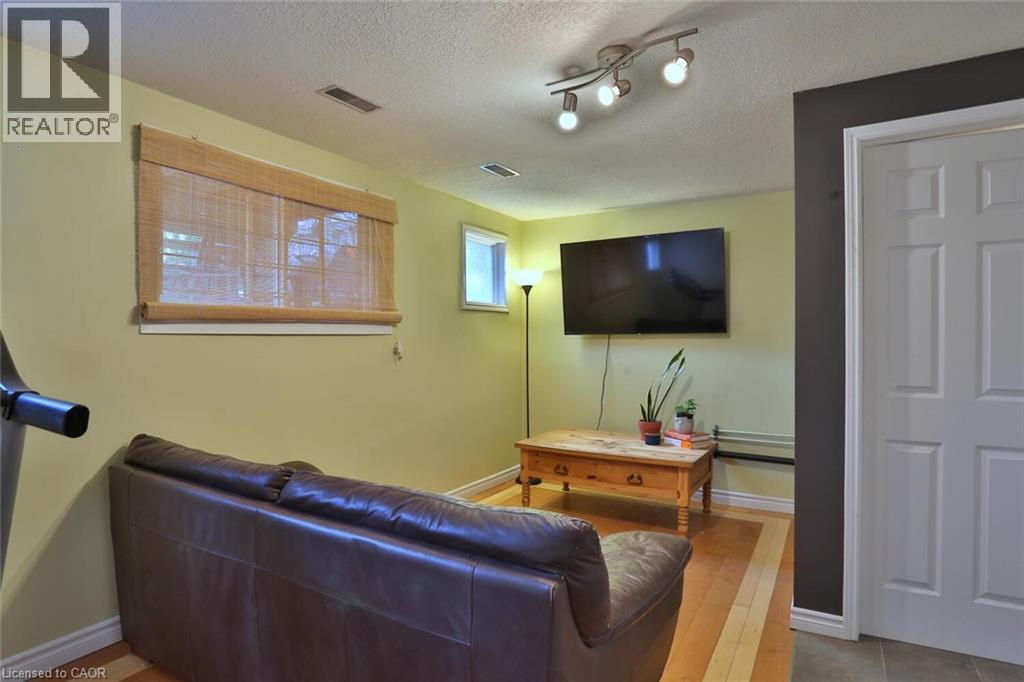 1085 Queens Boulevard Unit# 6, Kitchener, Ontario  N2M 1B9 - Photo 30 - 40785809
