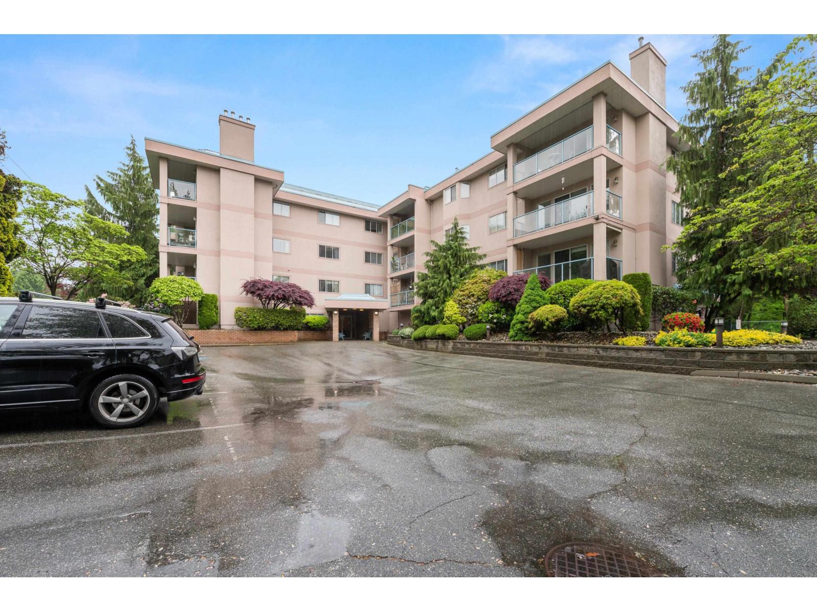 210 33110 GEORGE FERGUSON WAY, Abbotsford, British Columbia