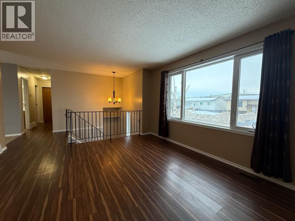 5004 43rd Street, High Prairie, Alberta  T0G 1E0 - Photo 5 - A2280284