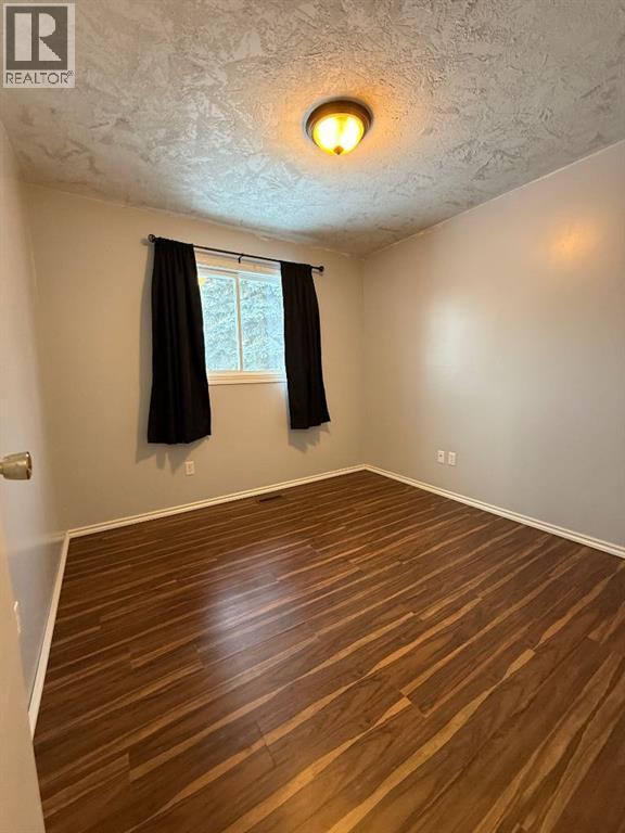 5004 43rd Street, High Prairie, Alberta  T0G 1E0 - Photo 9 - A2280284