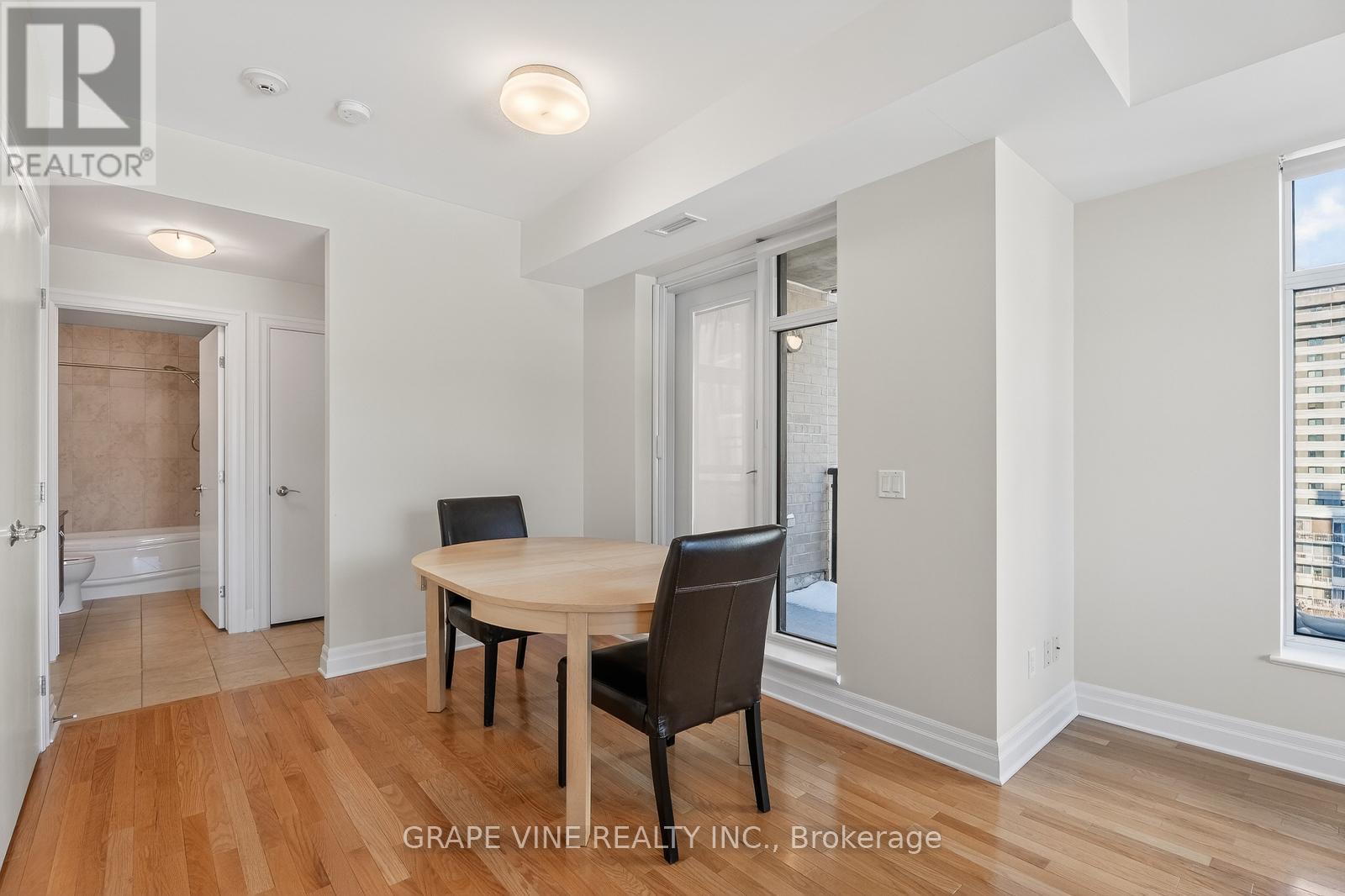 1405 - 245 Kent Street, Ottawa, Ontario  K2P 0A5 - Photo 15 - X12713950