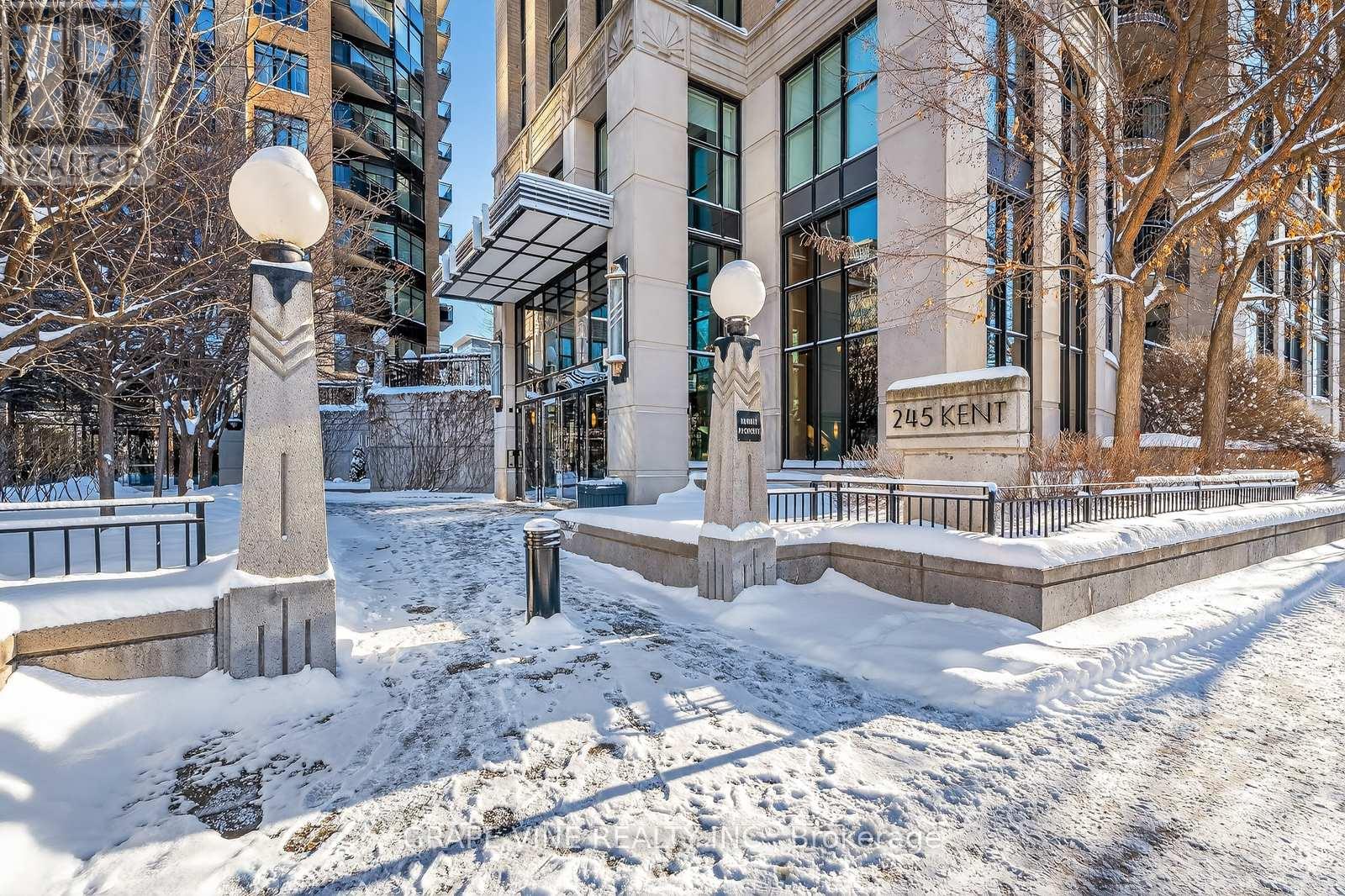 1405 - 245 Kent Street, Ottawa, Ontario  K2P 0A5 - Photo 4 - X12713950