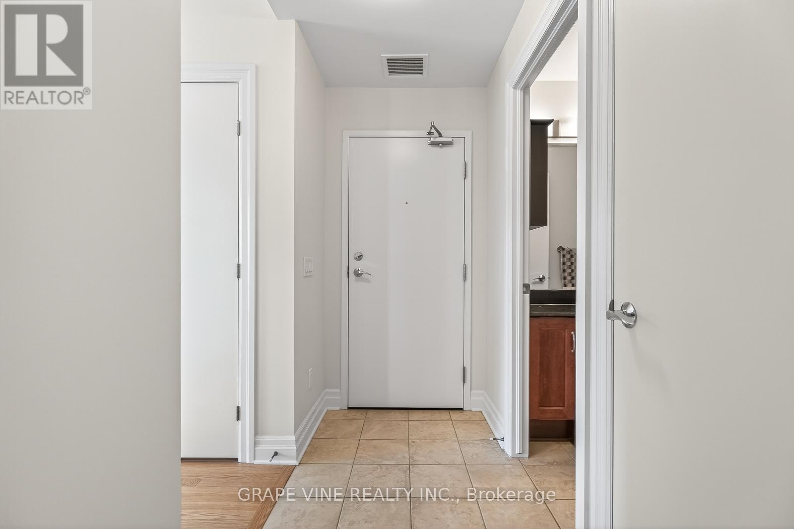 1405 - 245 Kent Street, Ottawa, Ontario  K2P 0A5 - Photo 8 - X12713950