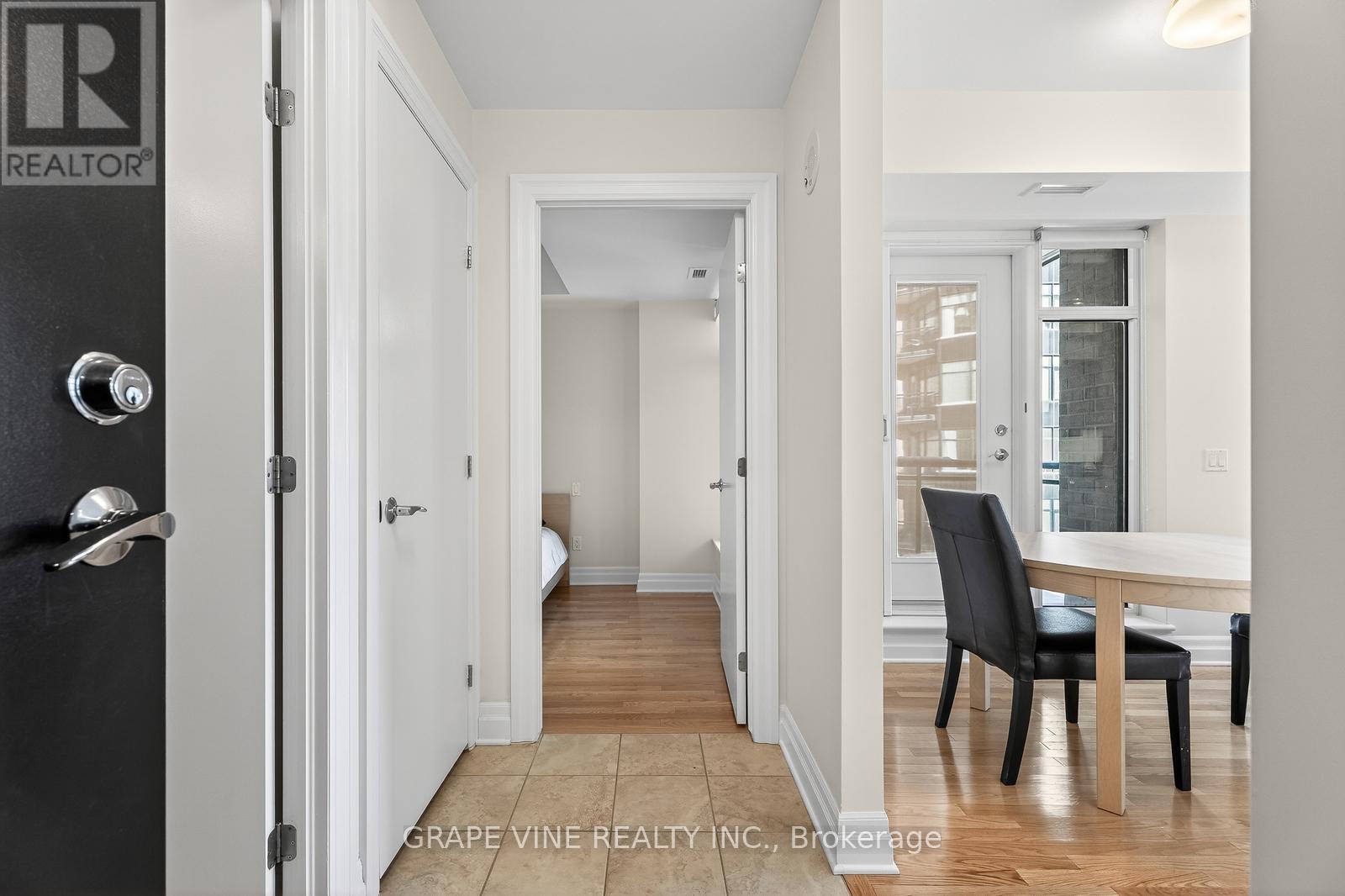 1405 - 245 Kent Street, Ottawa, Ontario  K2P 0A5 - Photo 9 - X12713950