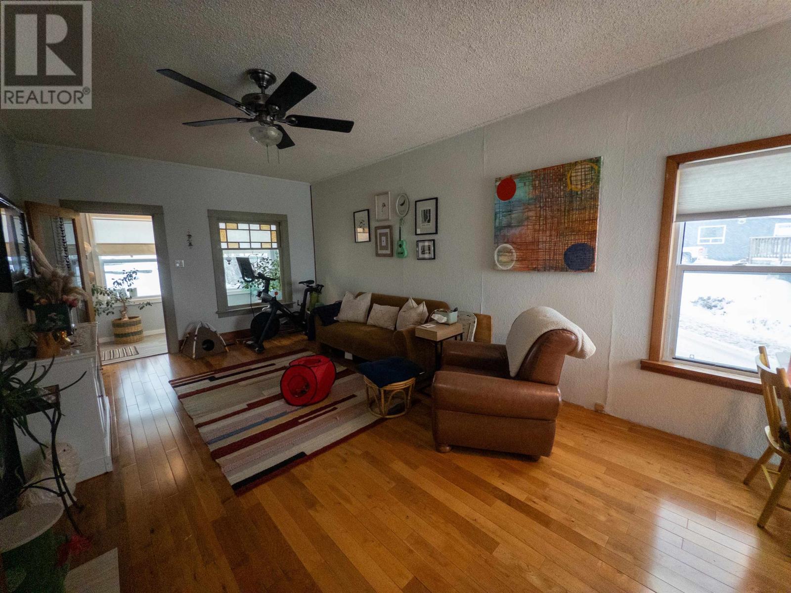 304 Ross Street, Kenora, Ontario  P0X 1C0 - Photo 7 - TB2600041