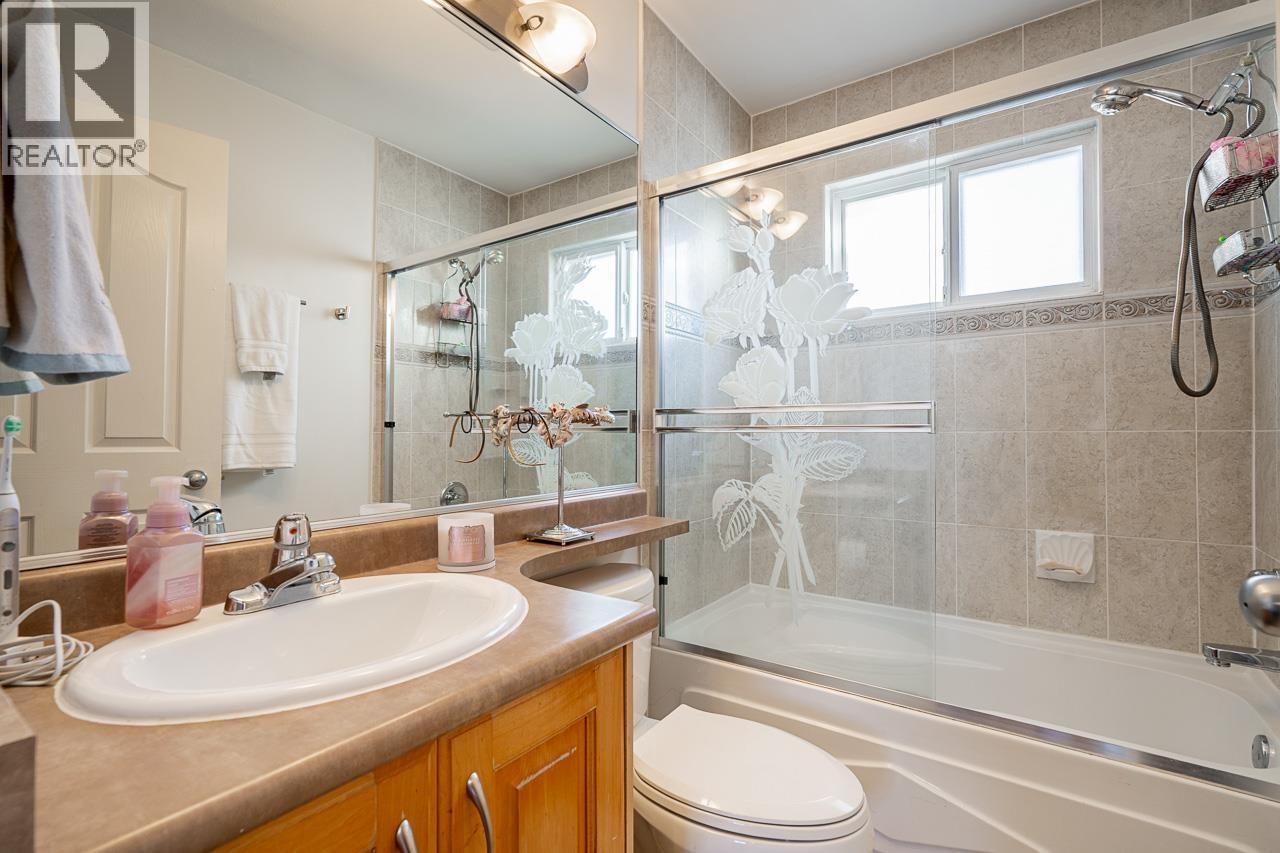 6980 Humphries Avenue, Burnaby, British Columbia  V5E 4N4 - Photo 14 - R3081252