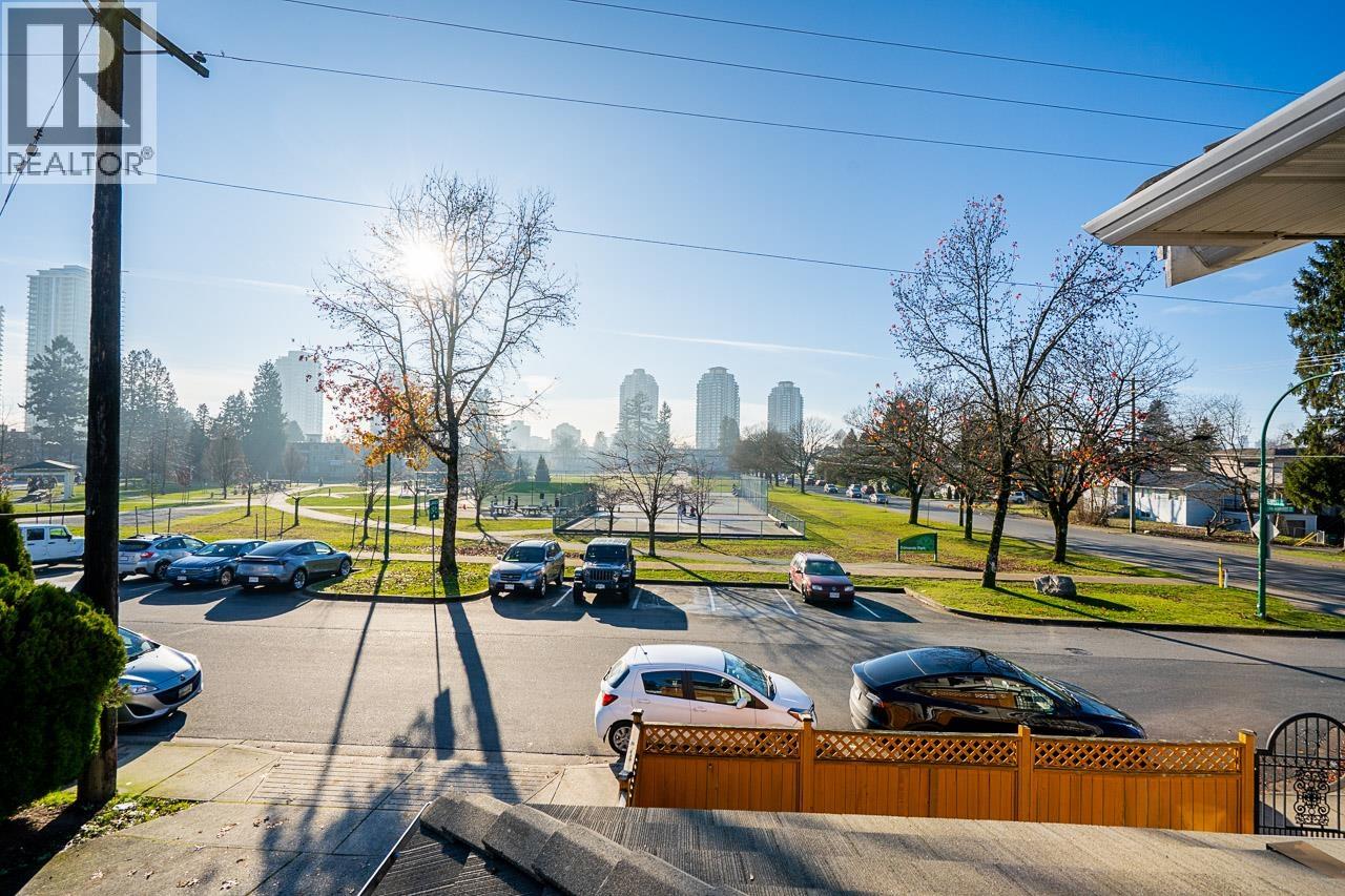 6980 Humphries Avenue, Burnaby, British Columbia  V5E 4N4 - Photo 20 - R3081252