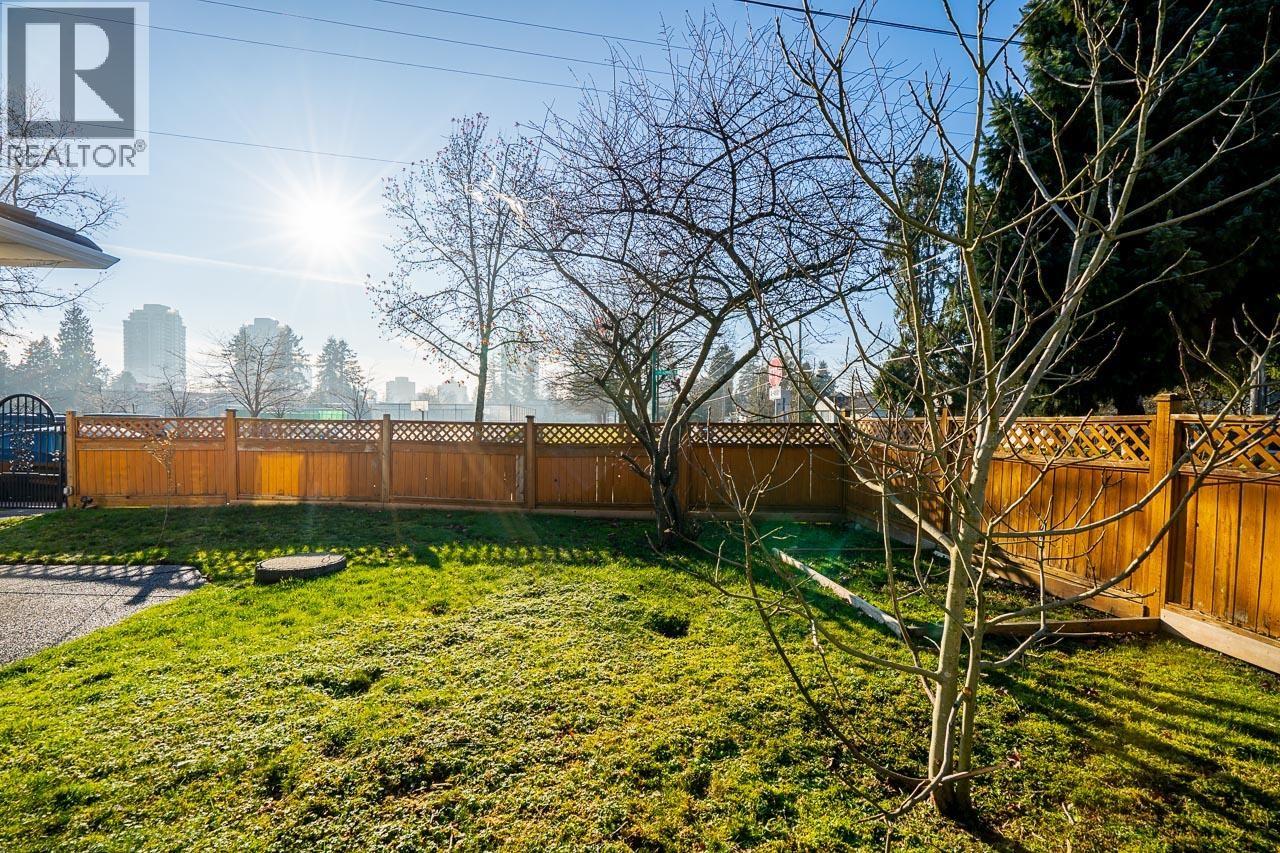 6980 Humphries Avenue, Burnaby, British Columbia  V5E 4N4 - Photo 34 - R3081252