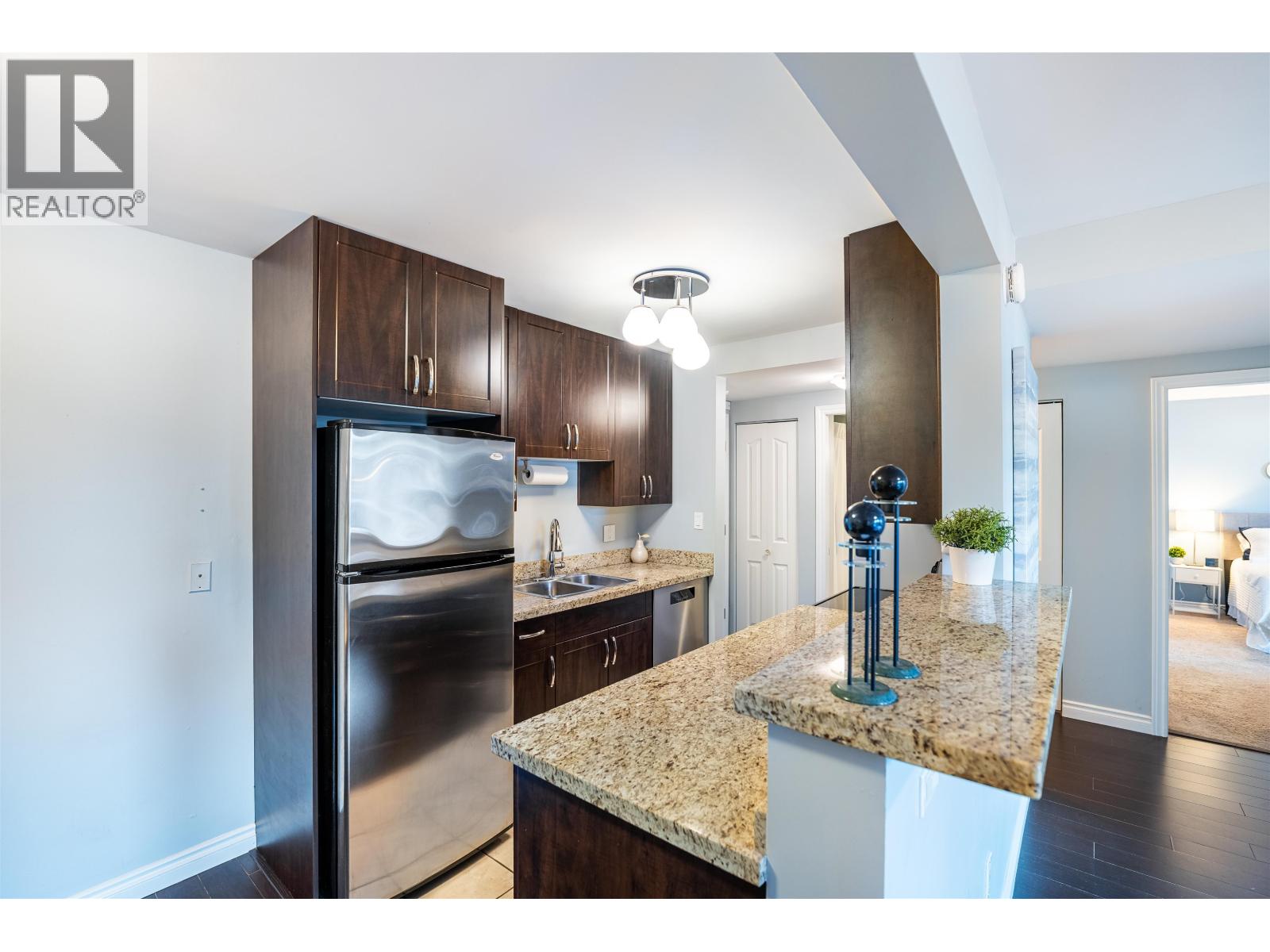 222 3921 Carrigan Court, Burnaby, British Columbia  V3N 4J7 - Photo 13 - R3081256