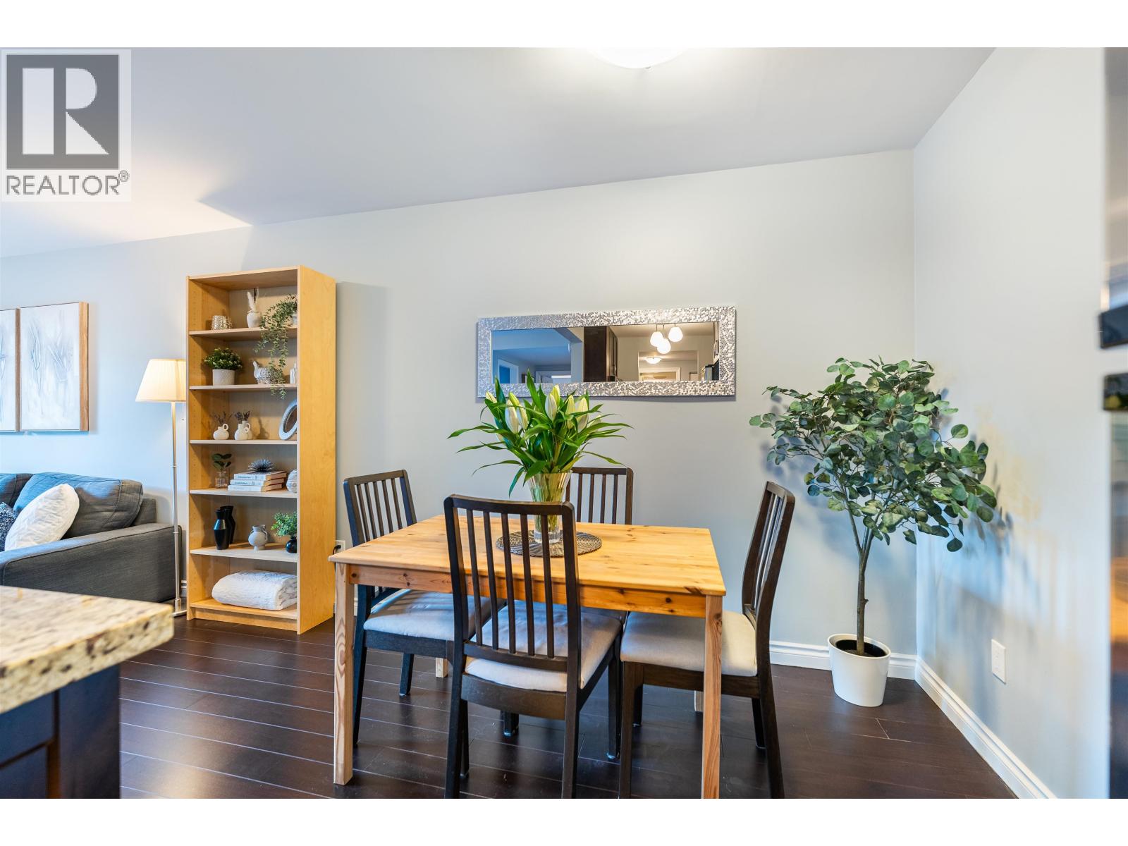 222 3921 Carrigan Court, Burnaby, British Columbia  V3N 4J7 - Photo 9 - R3081256