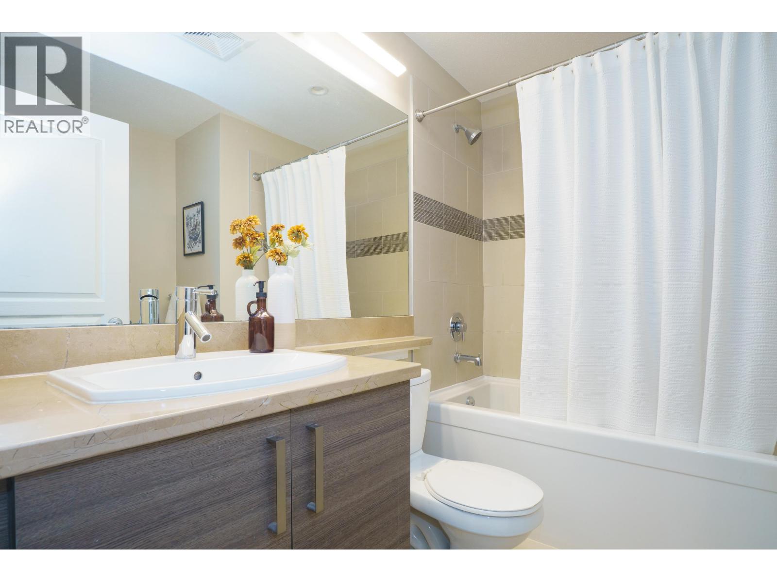 101 1153 Kensal Place, Coquitlam, British Columbia  V3B 0G8 - Photo 6 - R3081267