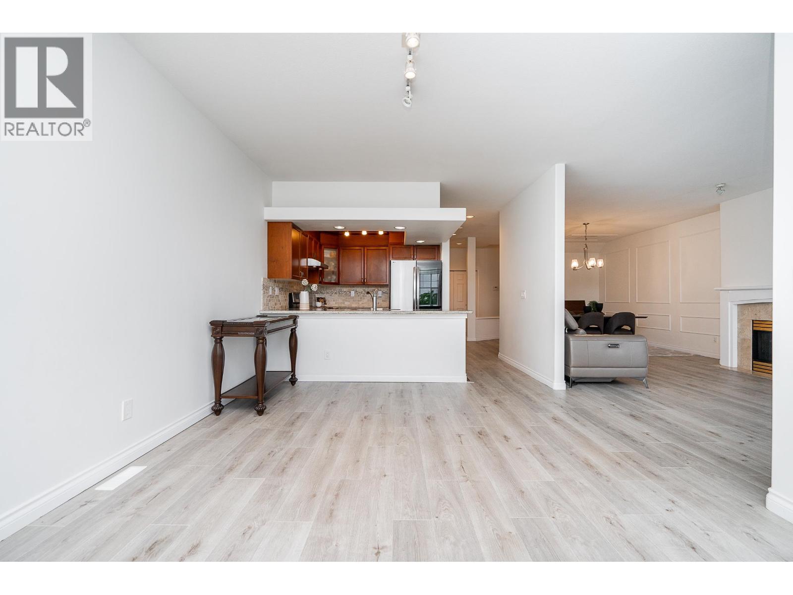 32 2979 Panorama Drive, Coquitlam, British Columbia  V3E 2W8 - Photo 11 - R3081271