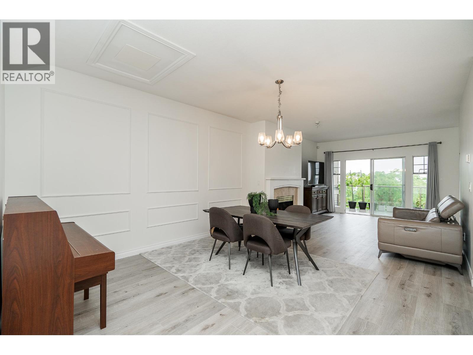 32 2979 Panorama Drive, Coquitlam, British Columbia  V3E 2W8 - Photo 3 - R3081271