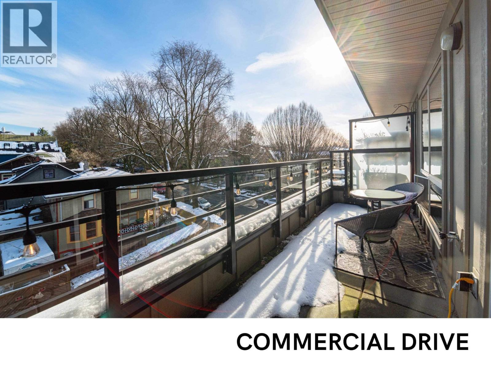 PH2 885 SALSBURY DRIVE, Vancouver, British Columbia