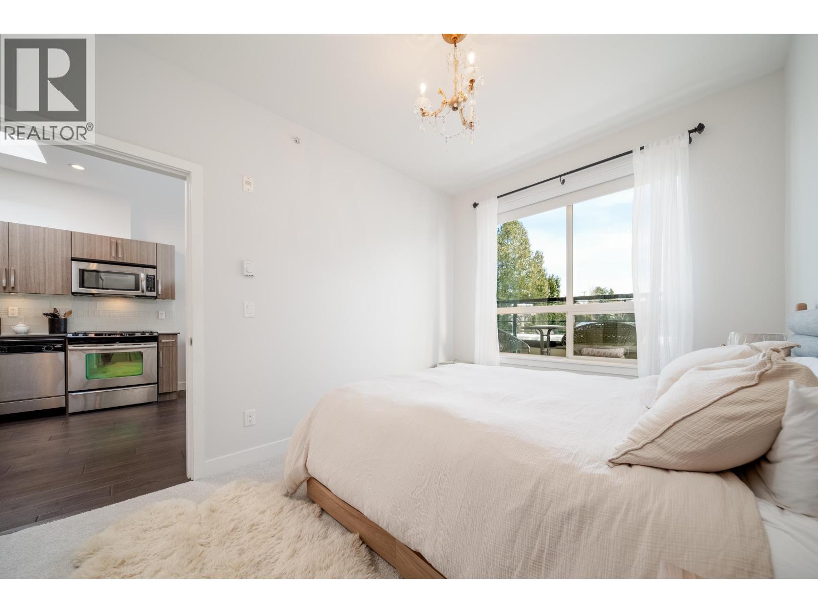 Ph2 885 Salsbury Drive, Vancouver, British Columbia  V5L 4A3 - Photo 10 - R3081272