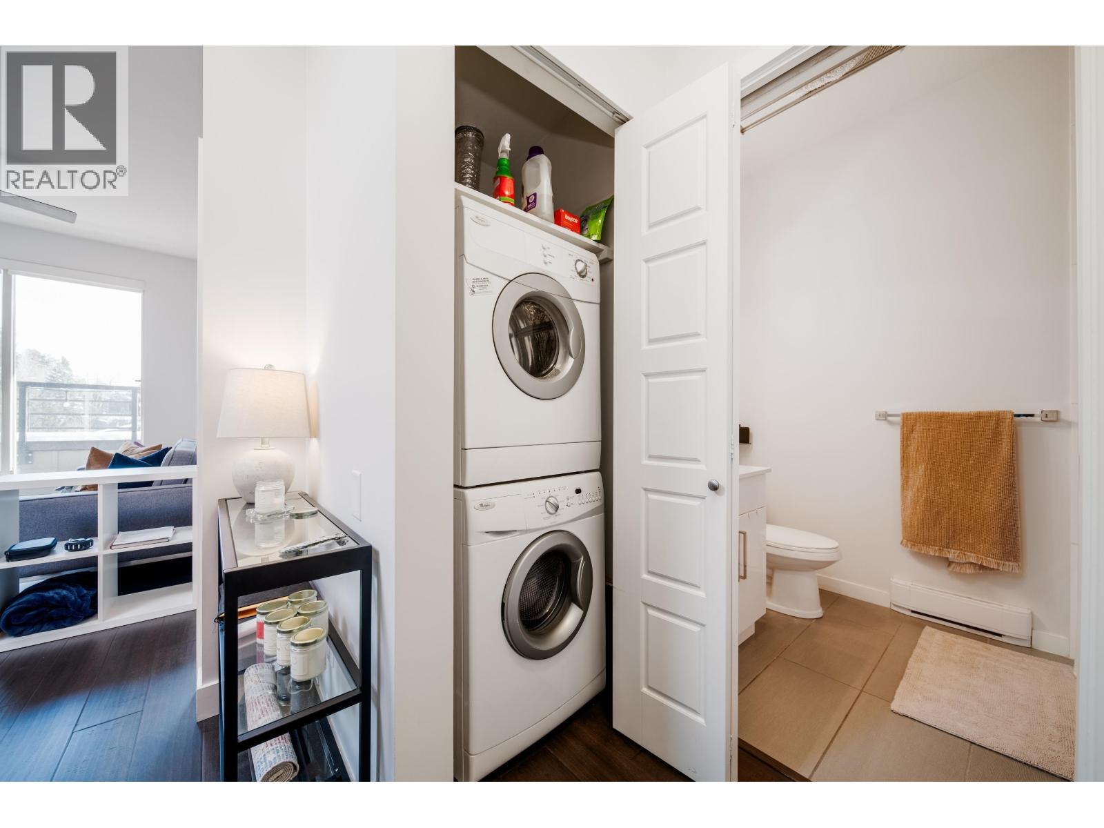 Ph2 885 Salsbury Drive, Vancouver, British Columbia  V5L 4A3 - Photo 13 - R3081272