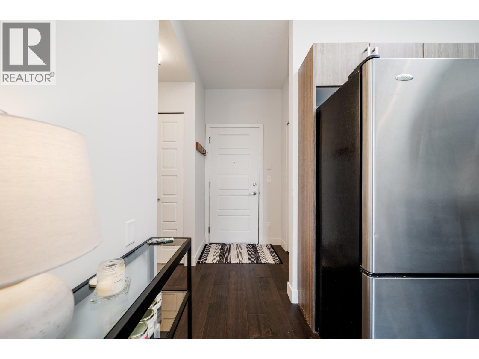 Ph2 885 Salsbury Drive, Vancouver, British Columbia  V5L 4A3 - Photo 8 - R3081272