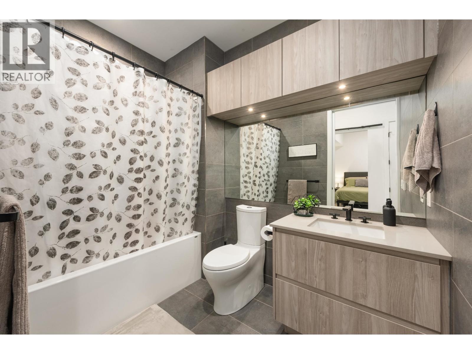 303 300 Salter Street, New Westminster, British Columbia  V3M 0L9 - Photo 21 - R3081275