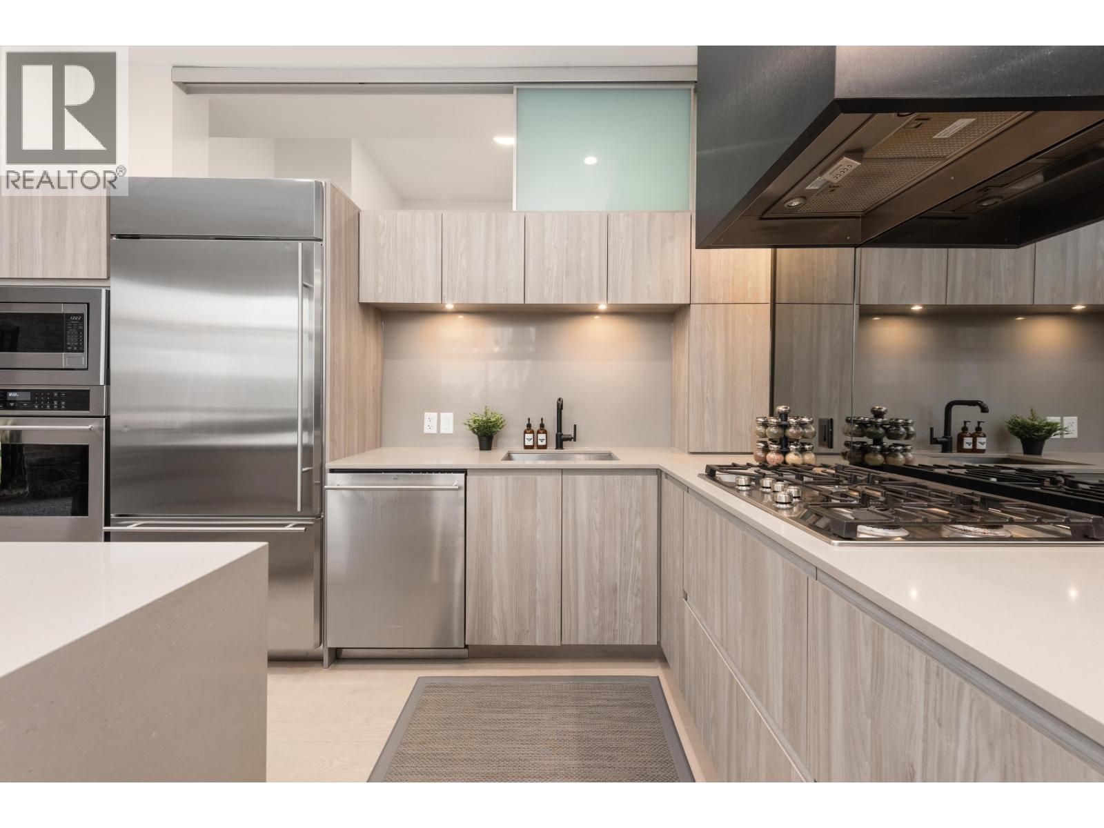 303 300 Salter Street, New Westminster, British Columbia  V3M 0L9 - Photo 6 - R3081275