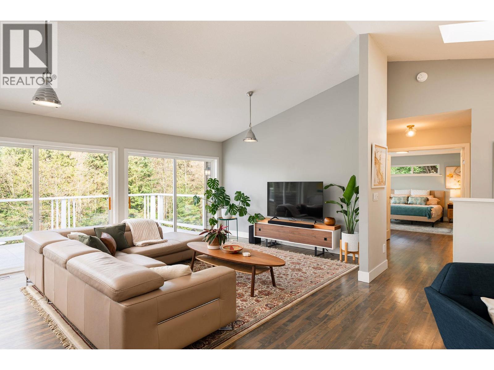 1609 ISLEVIEW LANE, Bowen Island, British Columbia