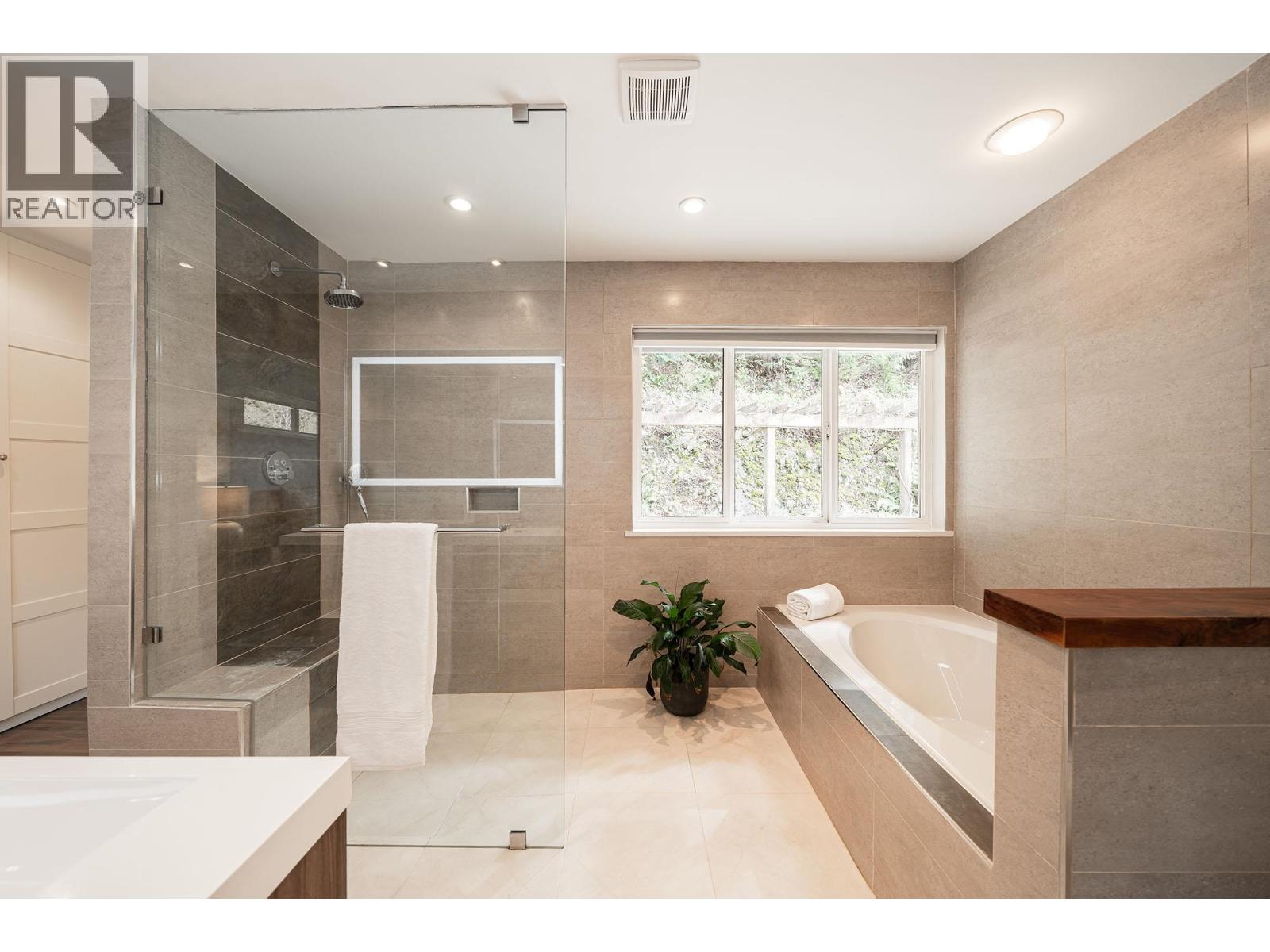 1609 Isleview Lane, Bowen Island, British Columbia  V0N 1G2 - Photo 23 - R3081249