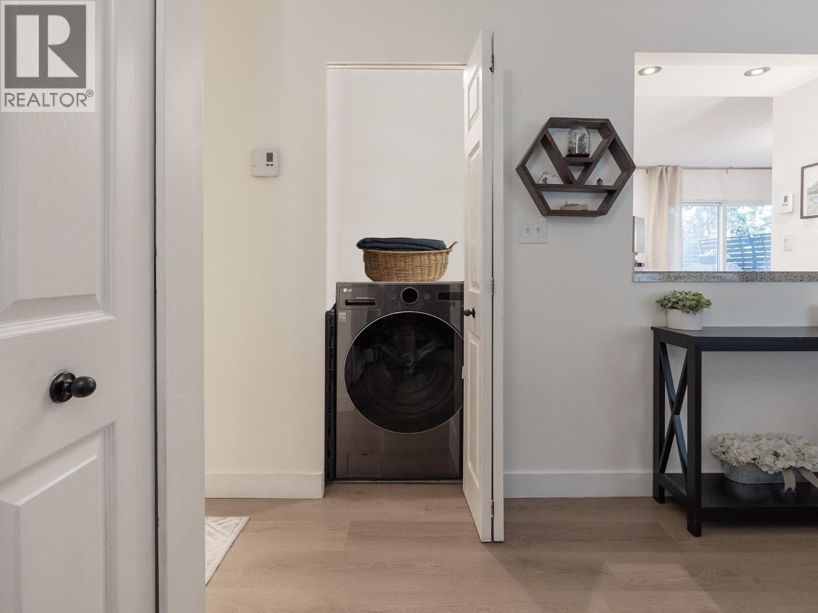 617 Gower Point Road, Gibsons, British Columbia  V0N 1V8 - Photo 21 - R3081286