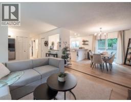 617 GOWER POINT ROAD, Gibsons, British Columbia