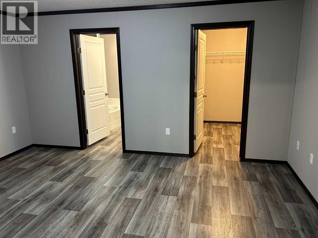 19 4 Street W, Faust, Alberta  T0G 0X0 - Photo 10 - A2275960