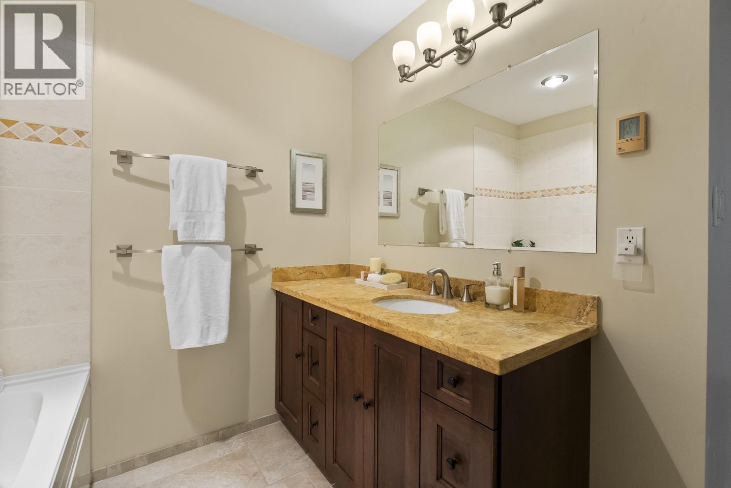 5 7307 Montecito Drive, Burnaby, British Columbia  V5A 1R2 - Photo 21 - R3080920