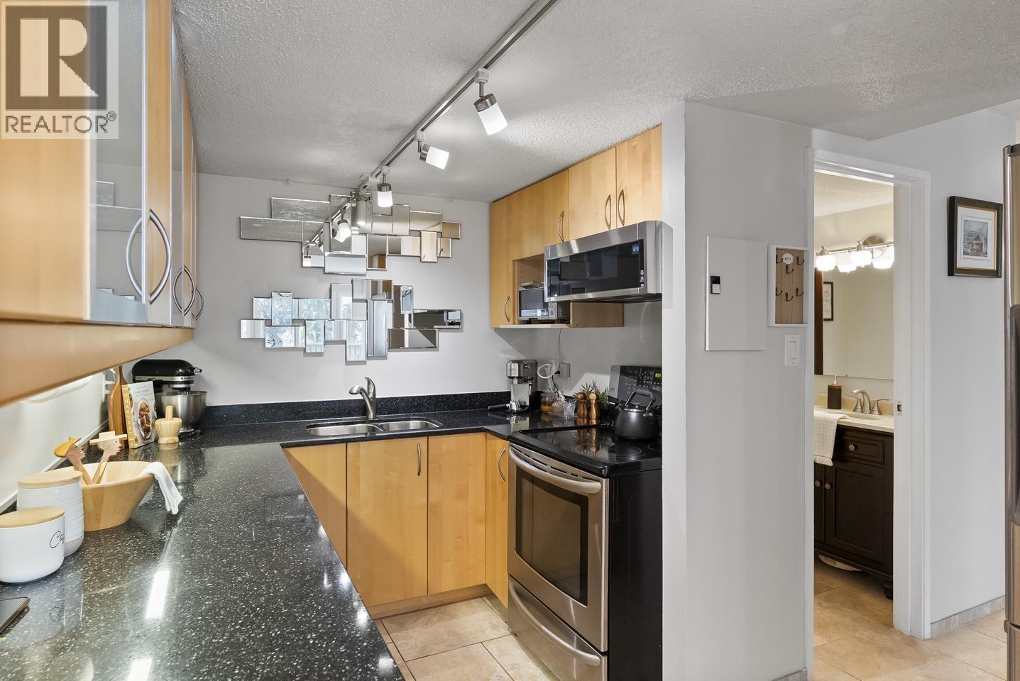 5 7307 Montecito Drive, Burnaby, British Columbia  V5A 1R2 - Photo 10 - R3080920