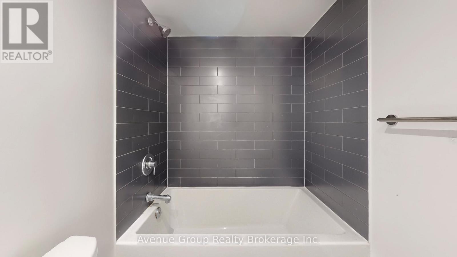 305 - 120 Varna Drive, Toronto, Ontario  M6A 0B3 - Photo 22 - C12713880