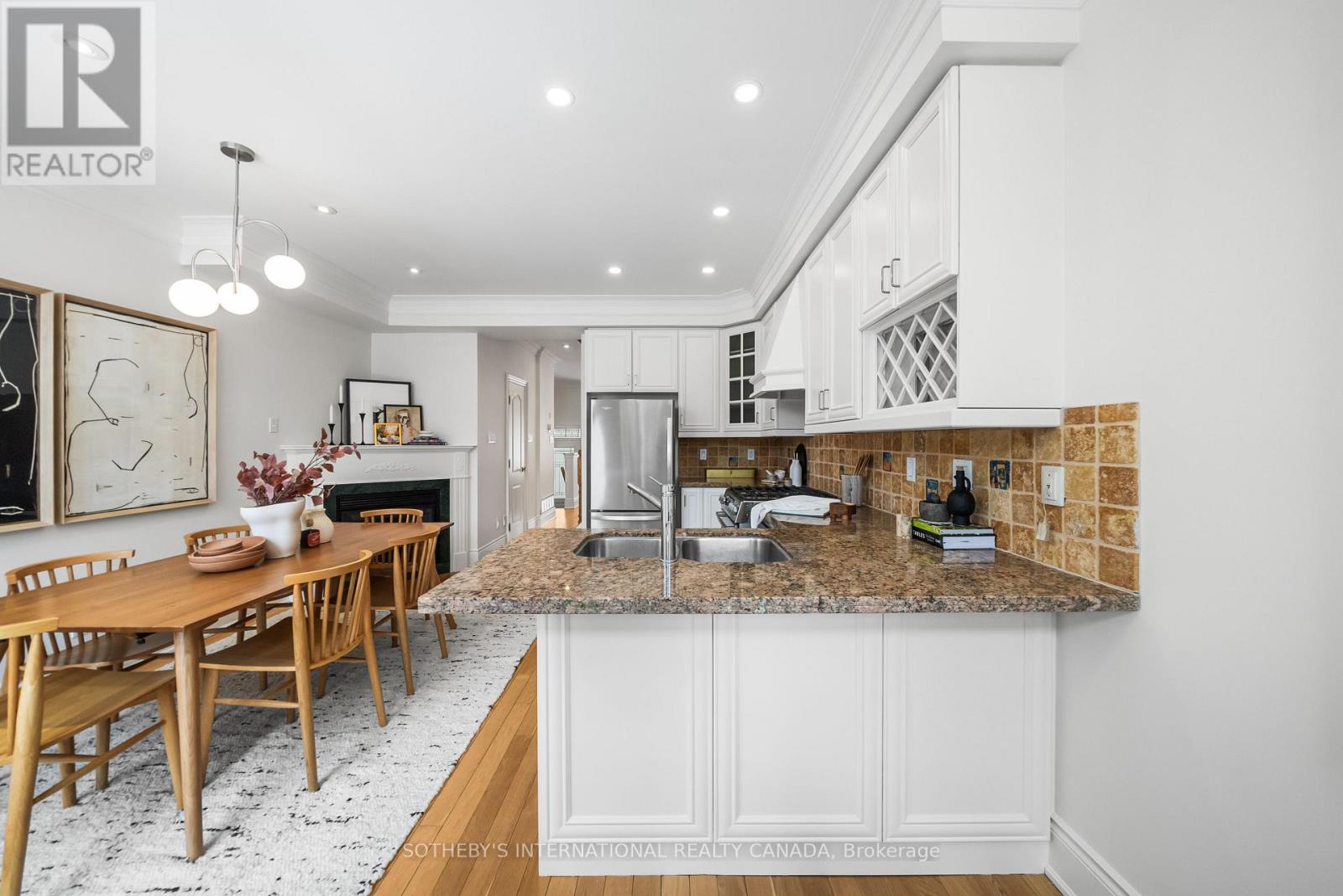 36 Corinth Gardens, Toronto, Ontario  M4P 2N5 - Photo 15 - C12713924