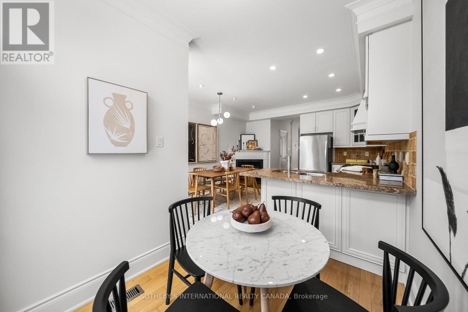 36 Corinth Gardens, Toronto, Ontario  M4P 2N5 - Photo 16 - C12713924