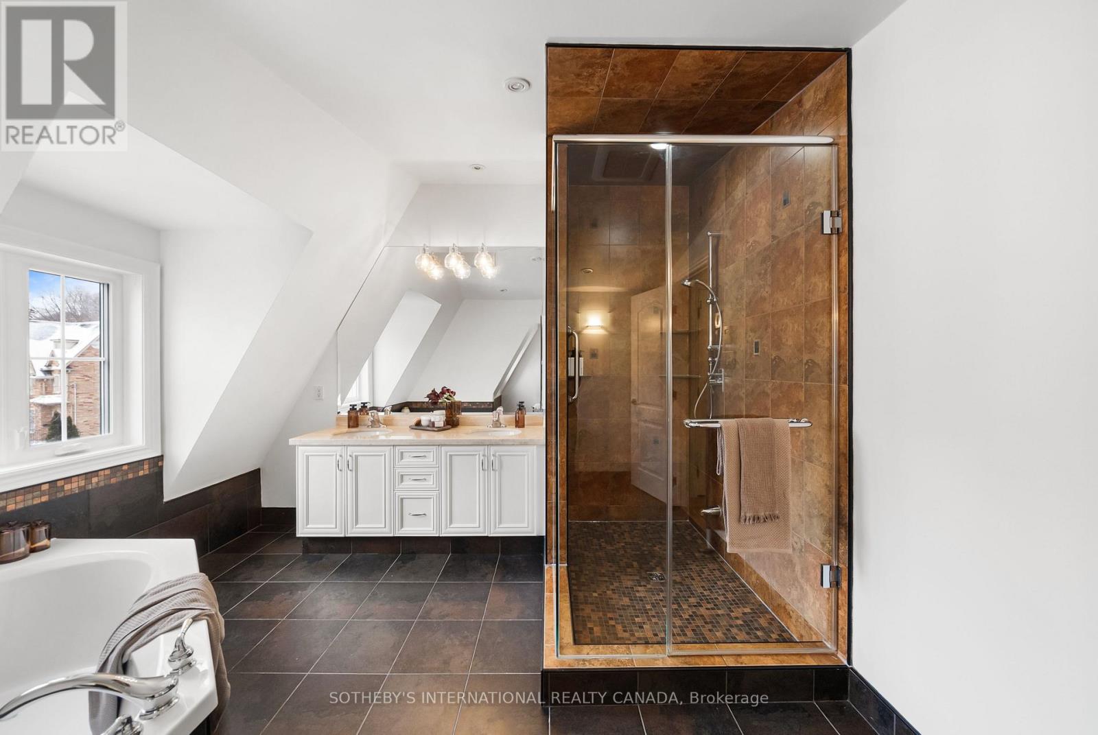 36 Corinth Gardens, Toronto, Ontario  M4P 2N5 - Photo 35 - C12713924