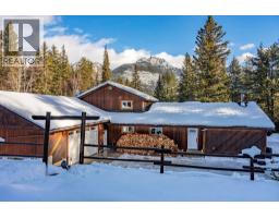 761 Golden Donald Upper Road, golden, British Columbia