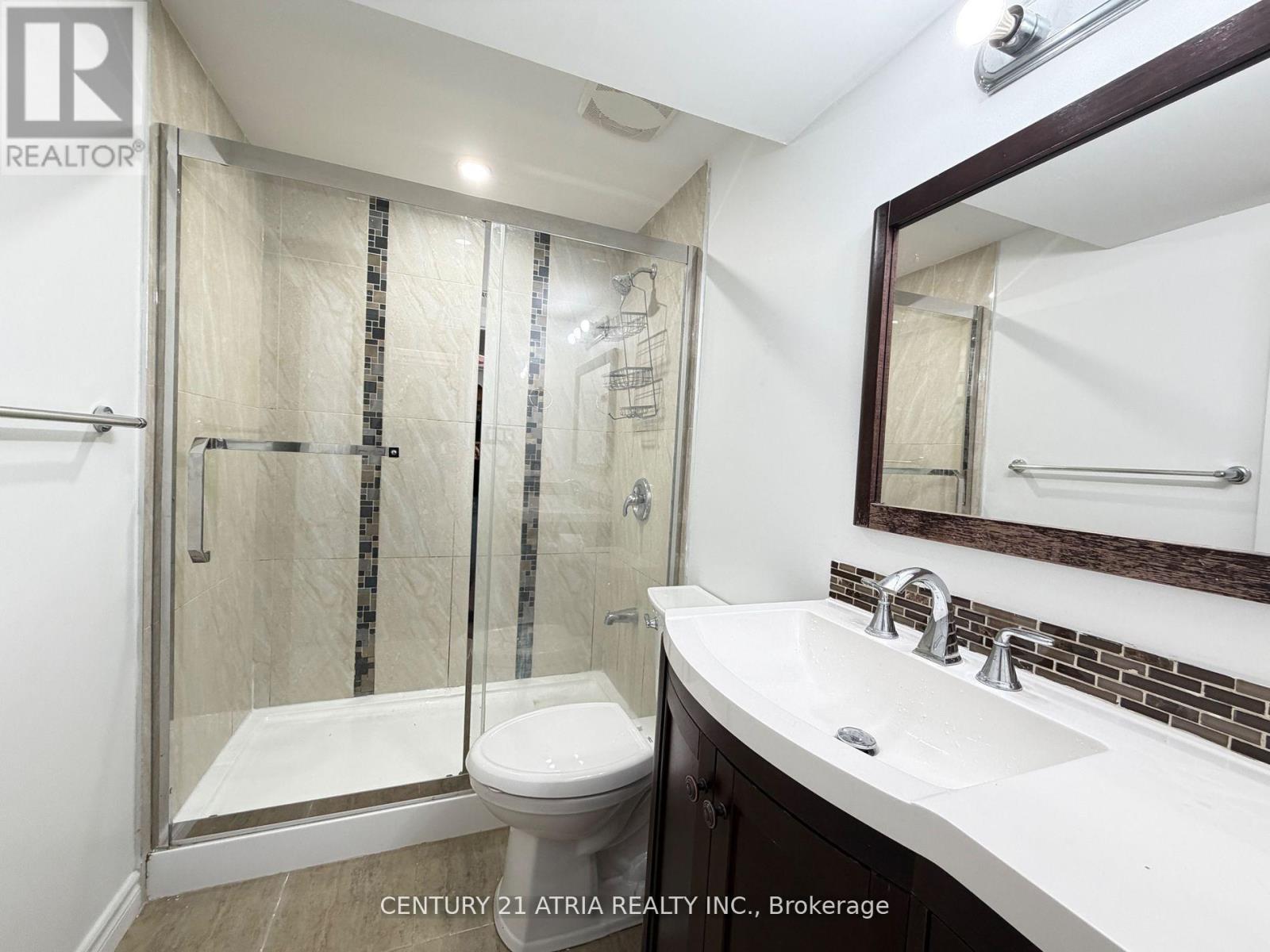 31 Seggar Avenue, Ajax, Ontario  L1T 4E2 - Photo 13 - E12713878