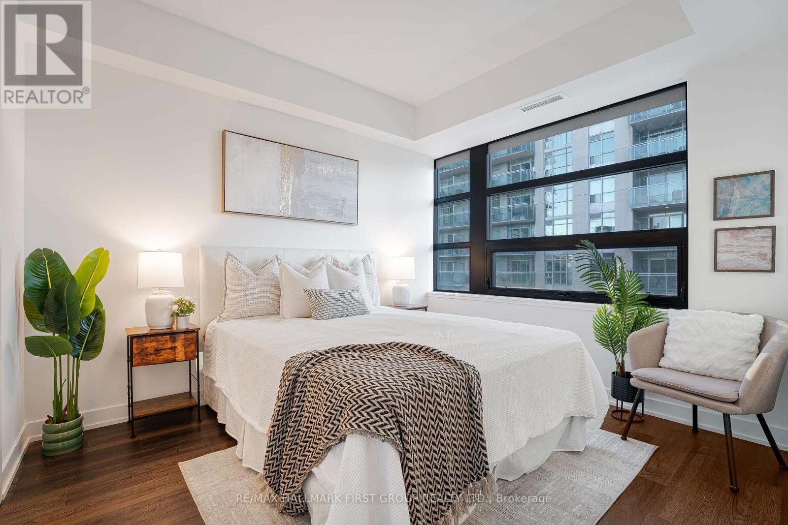 316 - 1604 Charles Street S, Whitby, Ontario  L1N 0P2 - Photo 4 - E12713926