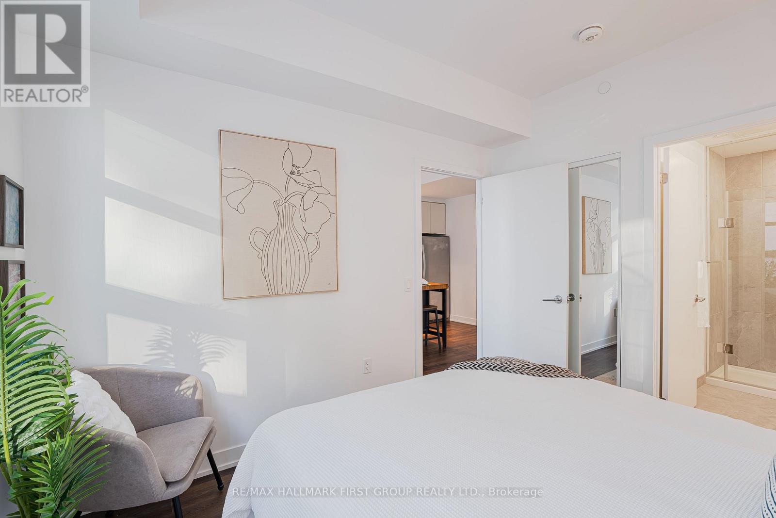 316 - 1604 Charles Street S, Whitby, Ontario  L1N 0P2 - Photo 6 - E12713926