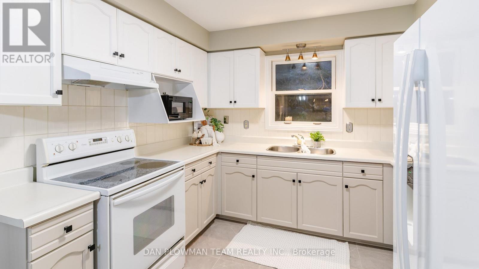 110 Mcquay Boulevard, Whitby, Ontario  L1P 1L5 - Photo 16 - E12713948