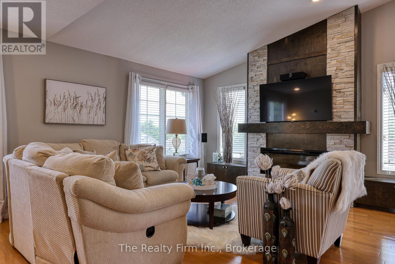 1 Riverview Road, Ingersoll, Ontario  N5C 4B5 - Photo 21 - X12713942