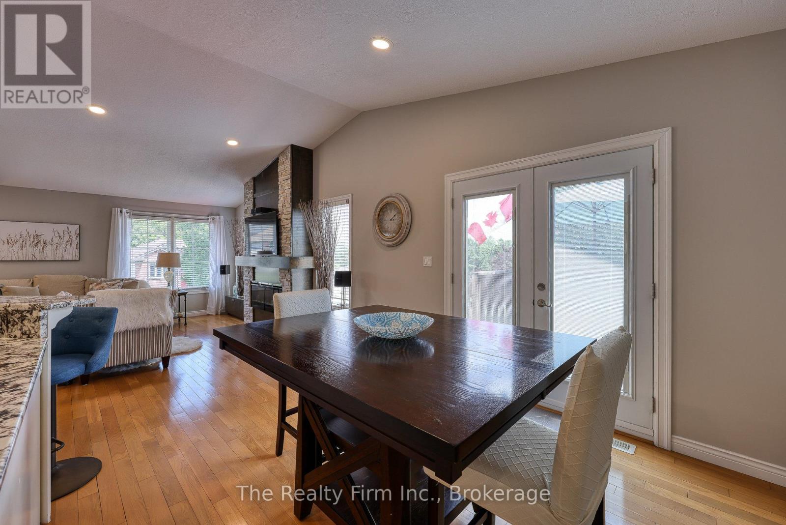 1 Riverview Road, Ingersoll, Ontario  N5C 4B5 - Photo 30 - X12713942