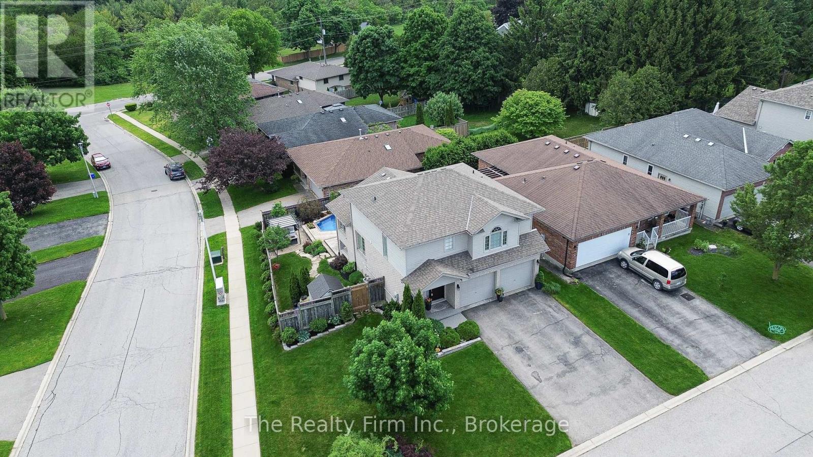 1 Riverview Road, Ingersoll, Ontario  N5C 4B5 - Photo 4 - X12713942