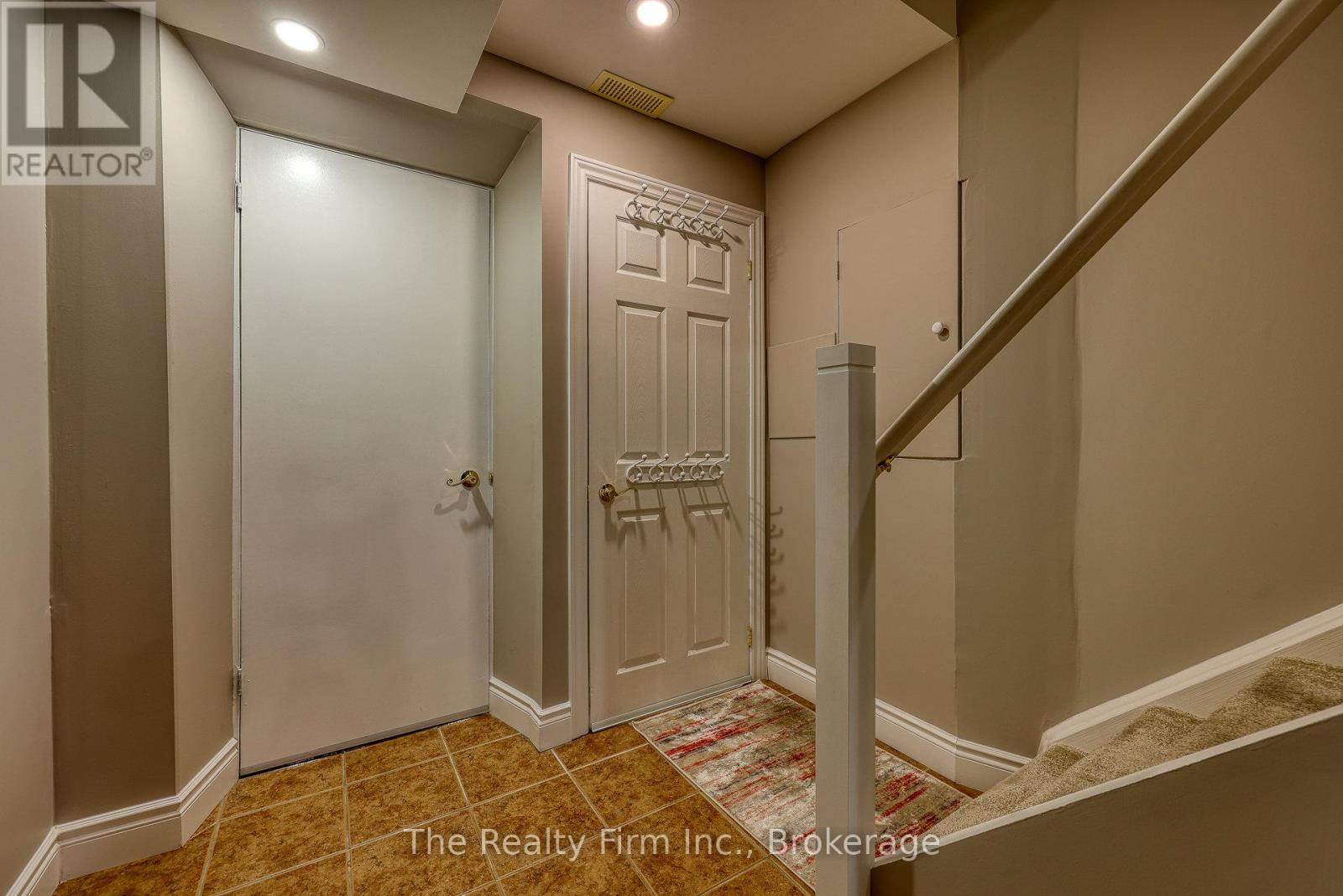 1 Riverview Road, Ingersoll, Ontario  N5C 4B5 - Photo 40 - X12713942