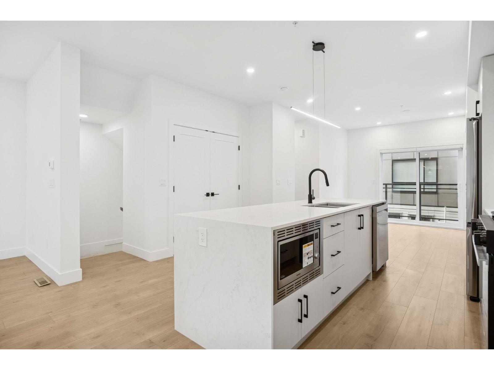 1 19667 55a Avenue, Langley, British Columbia  V3A 3X1 - Photo 5 - R3081337