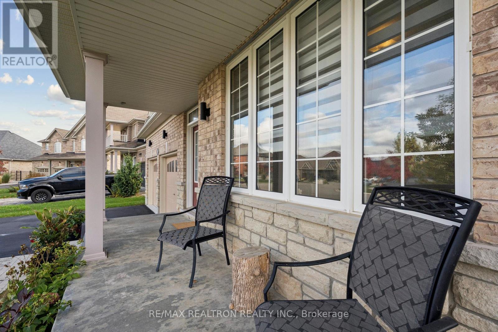 35 Webb Trail, New Tecumseth, Ontario  L0G 1W0 - Photo 5 - N12713888