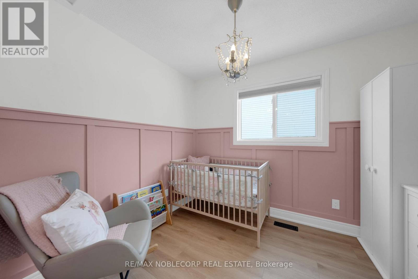 76 Edenbridge Drive, Essa, Ontario  L3W 0K8 - Photo 15 - N12713890