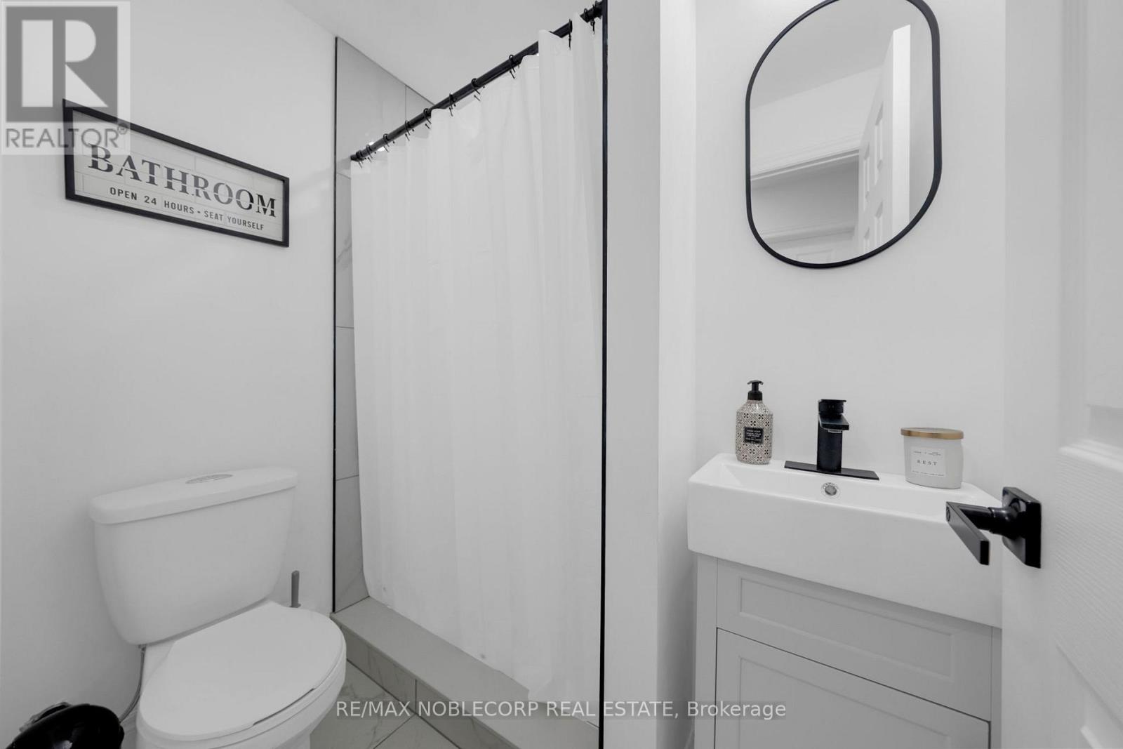 76 Edenbridge Drive, Essa, Ontario  L3W 0K8 - Photo 17 - N12713890