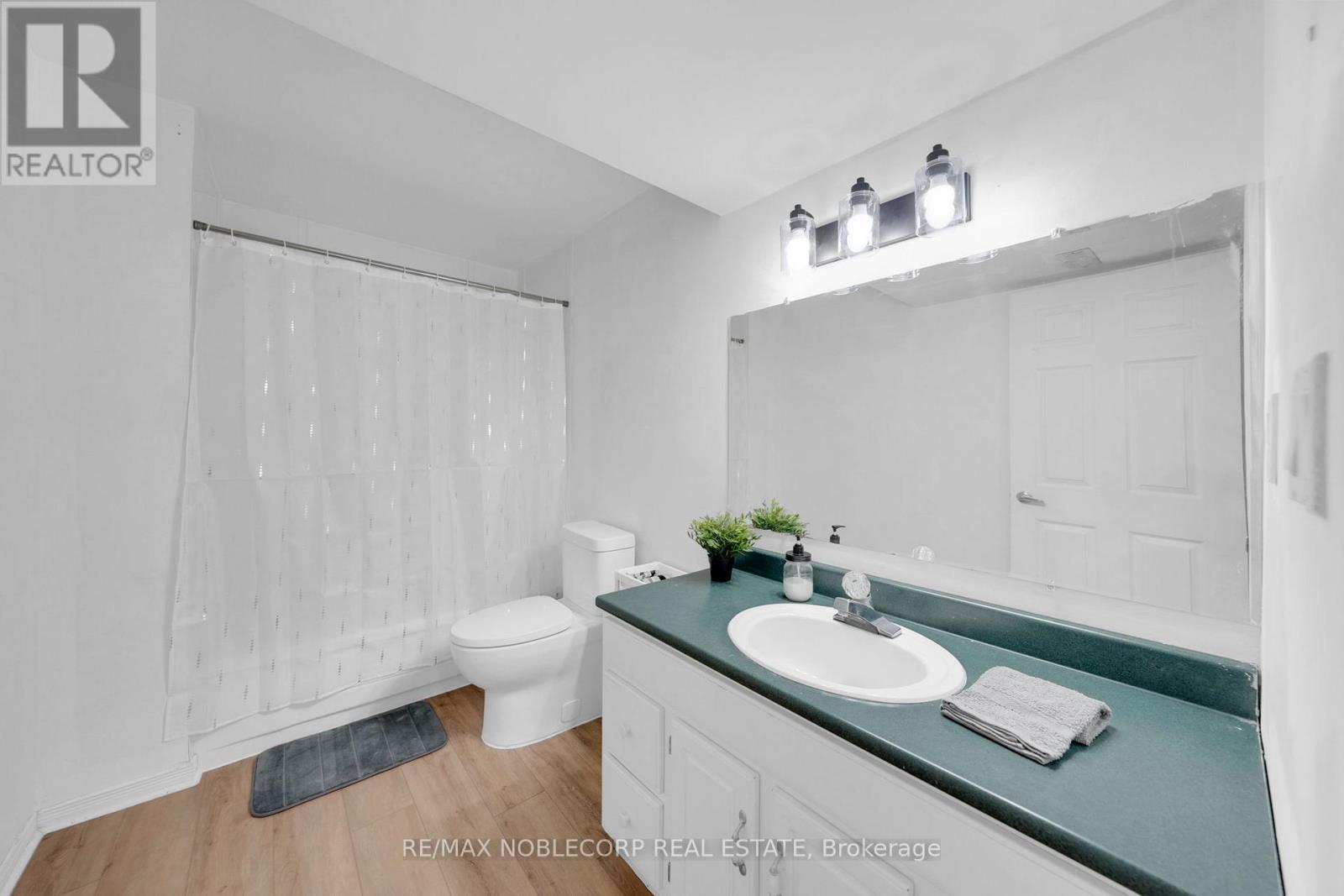 76 Edenbridge Drive, Essa, Ontario  L3W 0K8 - Photo 21 - N12713890