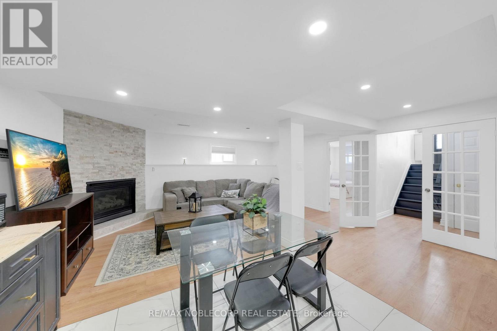 76 Edenbridge Drive, Essa, Ontario  L3W 0K8 - Photo 23 - N12713890